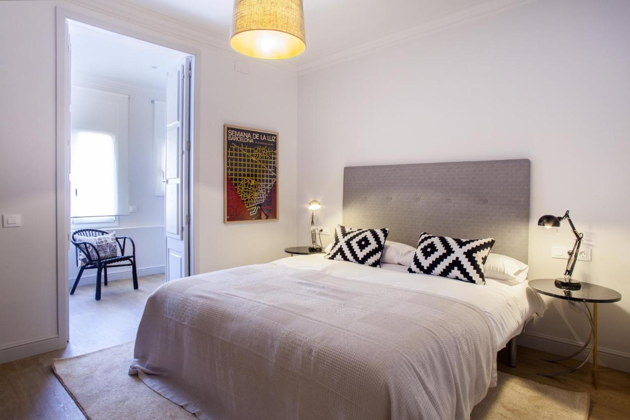 Ola Living Broto Apartment Barcelona Bagian luar foto